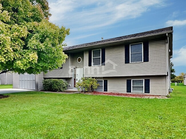 property at 204 Inverness Trl