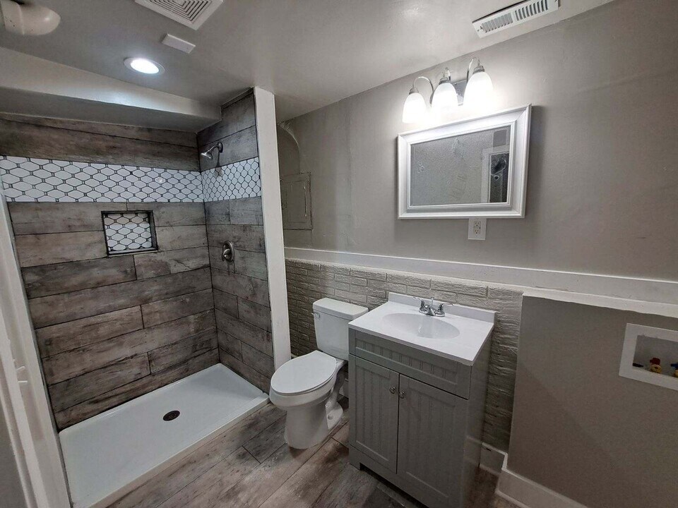 3544 Exeter Ct in Snellville, GA - Foto de edificio