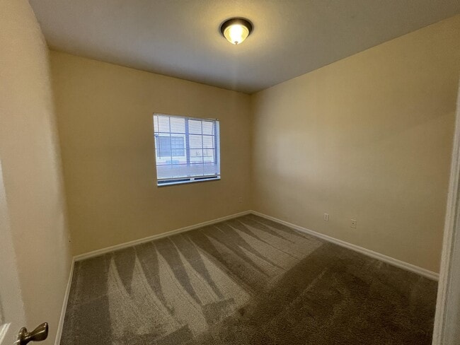 1736 Coriander Dr in Poinciana, FL - Building Photo - Building Photo