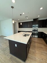 2460 Cinnabar Dr in Fairfield, CA - Building Photo - Building Photo