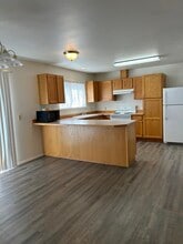 405 Valleyview Ave in Selah, WA - Building Photo - Building Photo