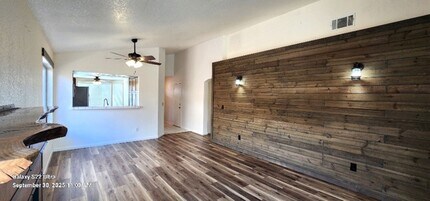 237 Souza Wy in Vallejo, CA - Building Photo - Building Photo