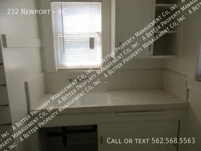 232 Newport Ave in Long Beach, CA - Building Photo - Building Photo