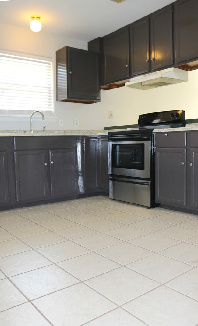 1933 Orange St in Corpus Christi, TX - Foto de edificio - Building Photo