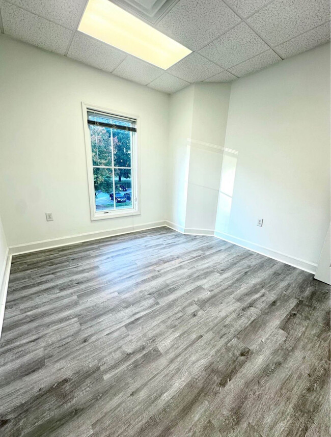 17111 Kenton Dr in Cornelius, NC - Building Photo - Building Photo