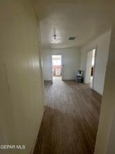 7024 4th Ave in Canutillo, TX - Building Photo - Building Photo