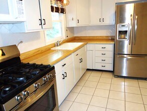680 White Pine Rd in Buffalo Grove, IL - Building Photo - Building Photo