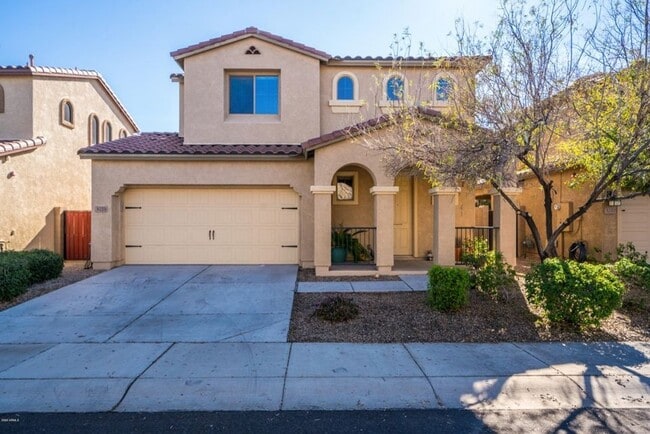 property at 3221 E Virgil Dr