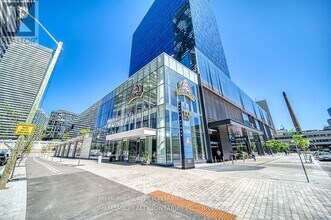 55-4255 Cooper St in Toronto, ON - Building Photo - Building Photo