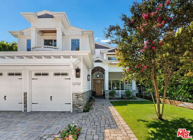 12722 Landale St in Los Angeles, CA - Building Photo - Building Photo