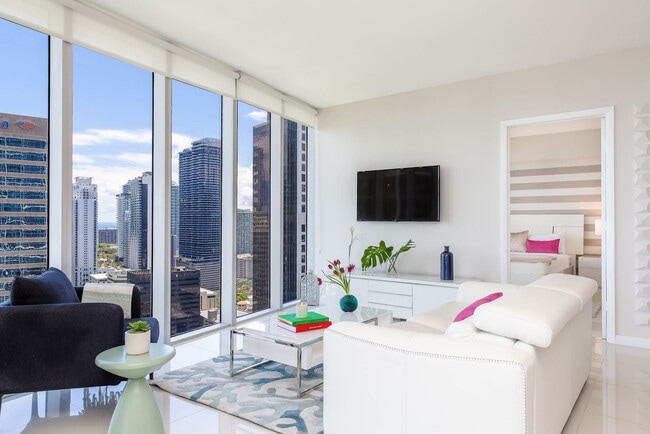 485 Brickell Ave in Miami, FL - Building Photo - Building Photo