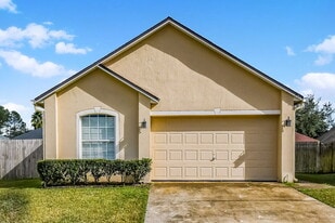 3624 Alec Dr in Middleburg, FL - Building Photo