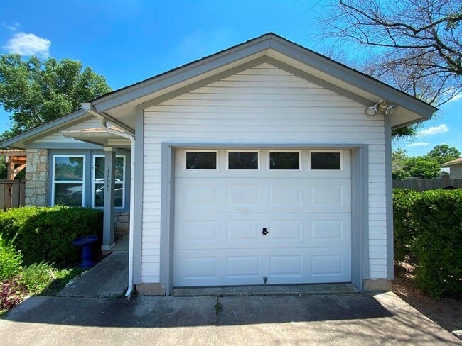 13000 Pollard Dr in Austin, TX - Building Photo - Building Photo