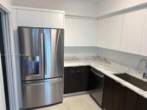 738 Biltmore Way in Coral Gables, FL - Foto de edificio - Building Photo