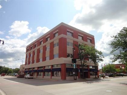 131 S Main St in Fond du Lac, WI - Foto de edificio - Building Photo