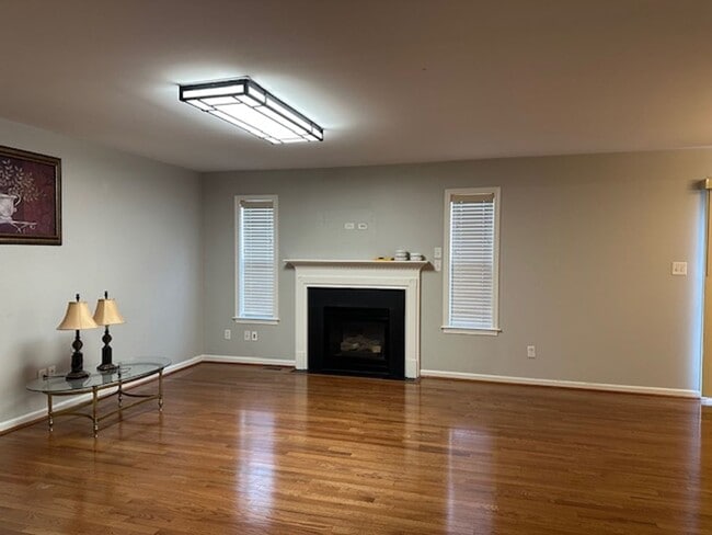 1841 Vista Dr in Mechanicsburg, PA - Building Photo - Building Photo