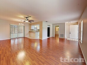 12207 Bluefield St in Spring Hill, FL - Building Photo - Building Photo