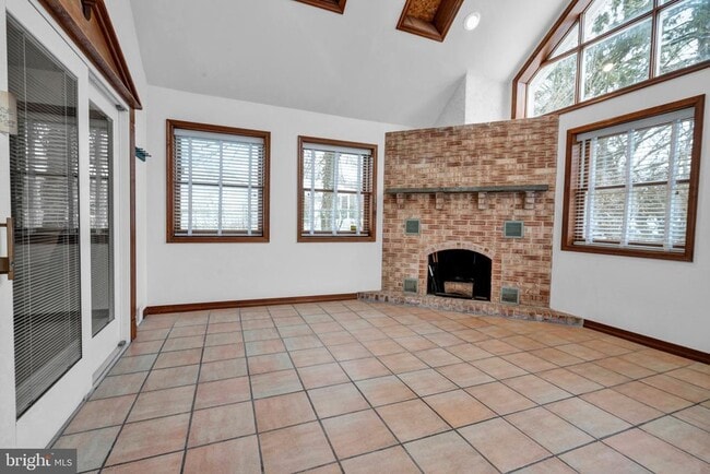 2939 W Germantown Pike in Norristown, PA - Building Photo - Building Photo