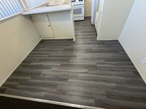 700 N East End Ave in Pomona, CA - Building Photo - Building Photo