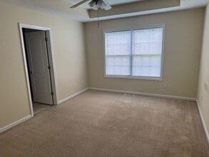 114 Pirates Cove Ln in Bowling Green, KY - Building Photo - Building Photo