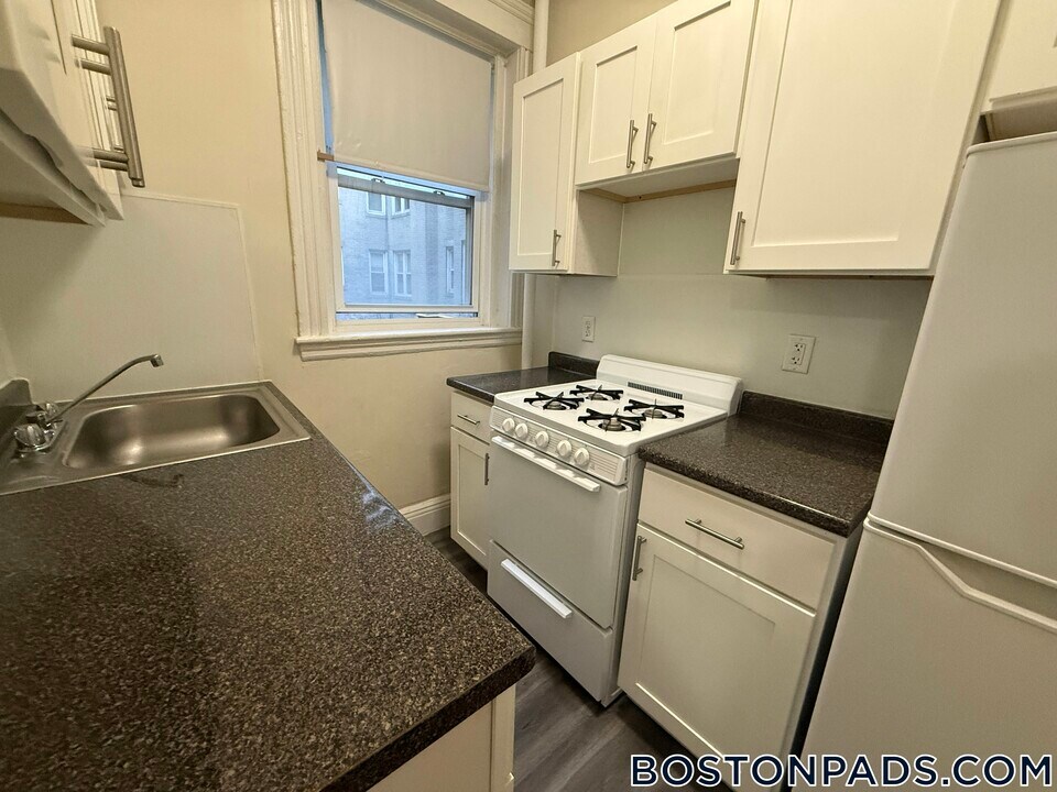 1185 Boylston St in Boston, MA - Building Photo