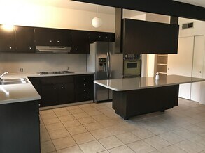 4217 American River Dr in Sacramento, CA - Building Photo - Building Photo