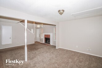 5536 Stone Meadow Ln in Fort Worth, TX - Building Photo - Building Photo
