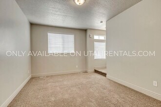 21 E 8330 S in Sandy, UT - Building Photo - Building Photo