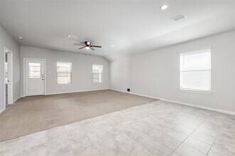 5905 Harvey Gap Ln in Lantana, TX - Building Photo - Building Photo