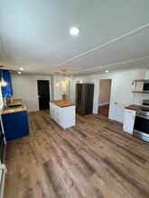 65 Summer St in Waterville, ME - Building Photo - Building Photo