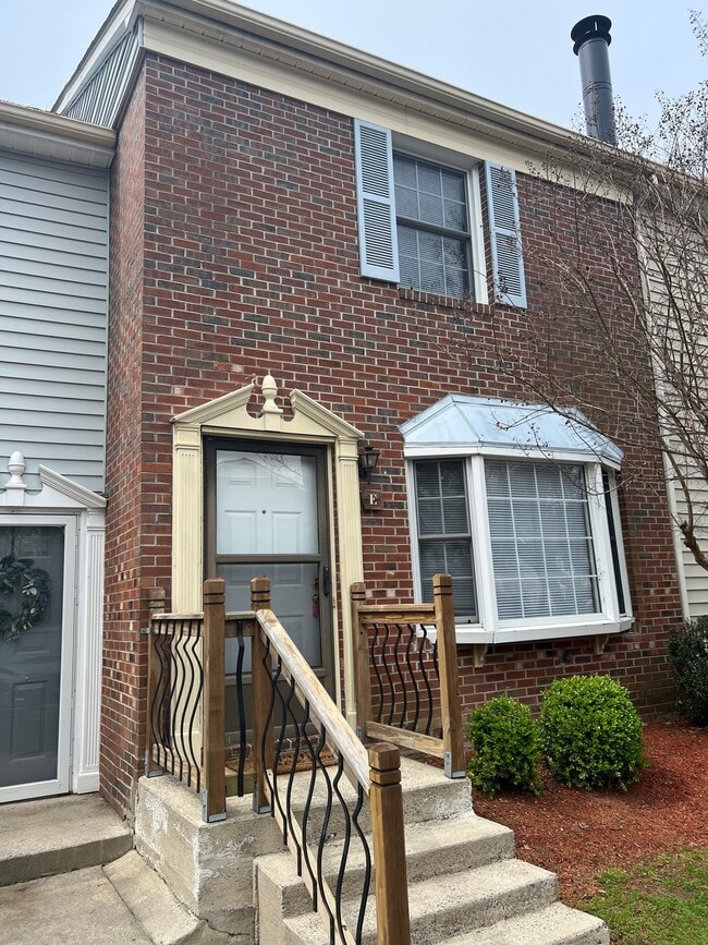 property at 2905 Cedar Creek Rd