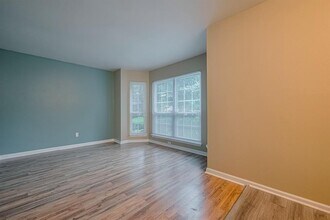 836 Wax Myrtle Ln in Houston, TX - Building Photo - Building Photo