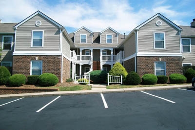 Fenwick Place Apartments in Louisville, KY - Foto de edificio