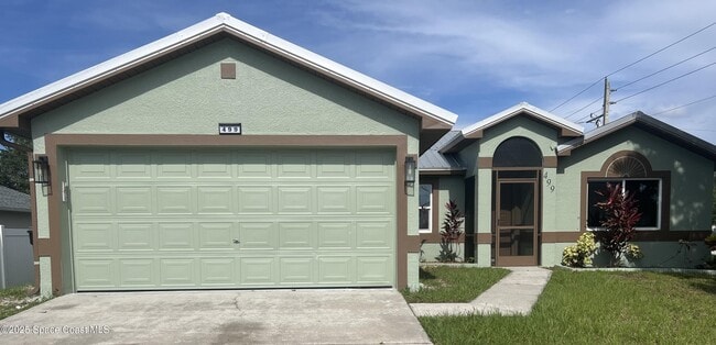 property at 499 Alesio Ave SE