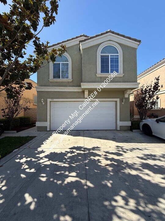 1737 Crabtree Ct in Santa Maria, CA - Building Photo