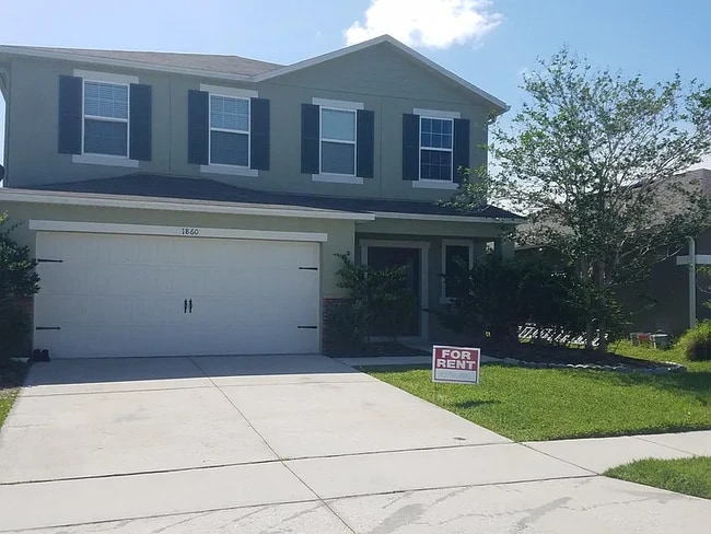 property at 1860 Soldiers Pass