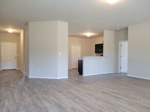 21242 Winding Brook in Harrah, OK - Building Photo - Building Photo