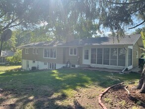 401 Rhode Island Ave S in Minneapolis, MN - Foto de edificio - Building Photo