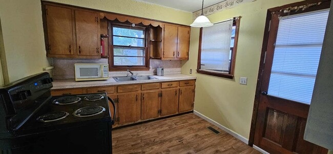 property at 101 Magnolia St