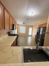 1013 Teapot Dr in Pflugerville, TX - Building Photo - Building Photo