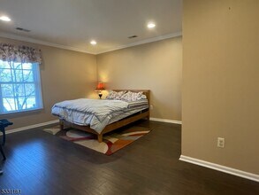 28 Commonwealth Dr in Bernards, NJ - Building Photo - Building Photo