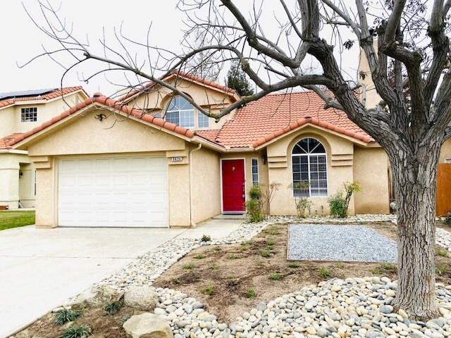 9624 N 10th St in Fresno, CA - Building Photo - Building Photo