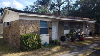 Palm Court Apartments in Tampa, FL - Building Photo - Building Photo