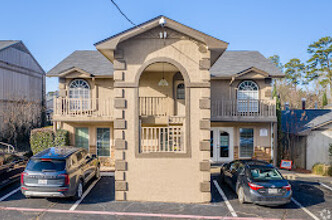 Westwood Apartments in Wake Village, TX - Building Photo - Building Photo