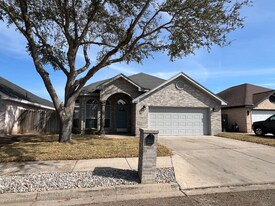 4310 N 27th Ln in McAllen, TX - Building Photo