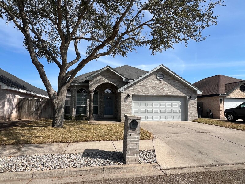 4310 N 27th Ln in McAllen, TX - Building Photo