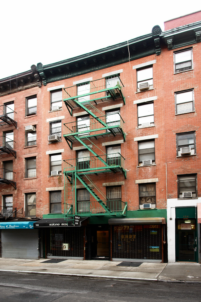 158 Orchard St in New York, NY - Building Photo - Building Photo