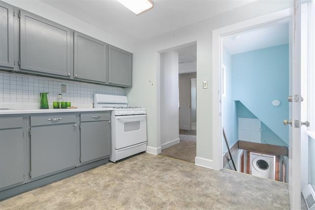 615 Pine St, Unit 2 in Madison, WI - Building Photo - Building Photo