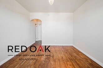 2731 Beverly Blvd, Unit 411 in Los Angeles, CA - Building Photo - Building Photo