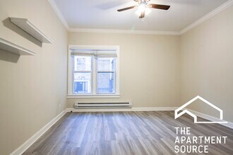 726 W Roscoe St in Chicago, IL - Building Photo - Building Photo